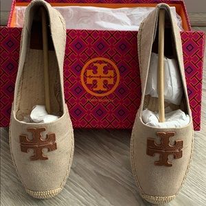 Authentic Brand New Tory Burch Weston Flats